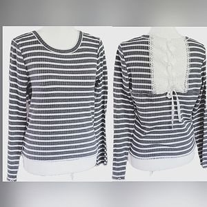New American Rag Jr's, gray striped, crotchet lace up back long sleeve top Jr Lg